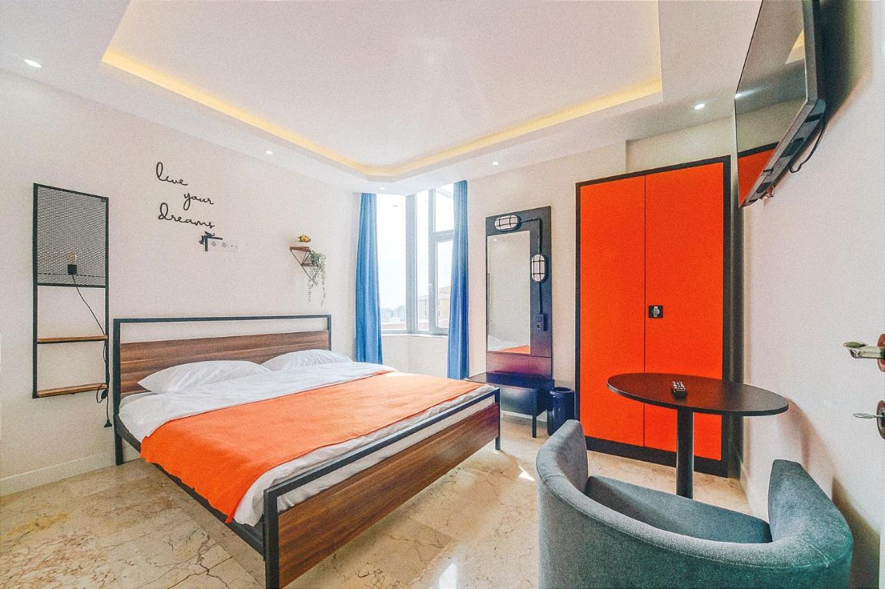 Manu Startup House Hostel Istanbul Exterior photo