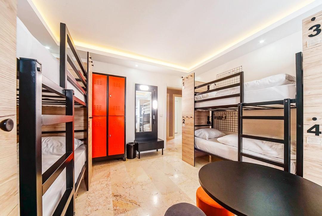 Manu Startup House Hostel Istanbul Exterior photo
